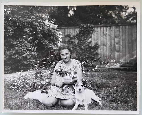 1932 woman with dog - 1932,